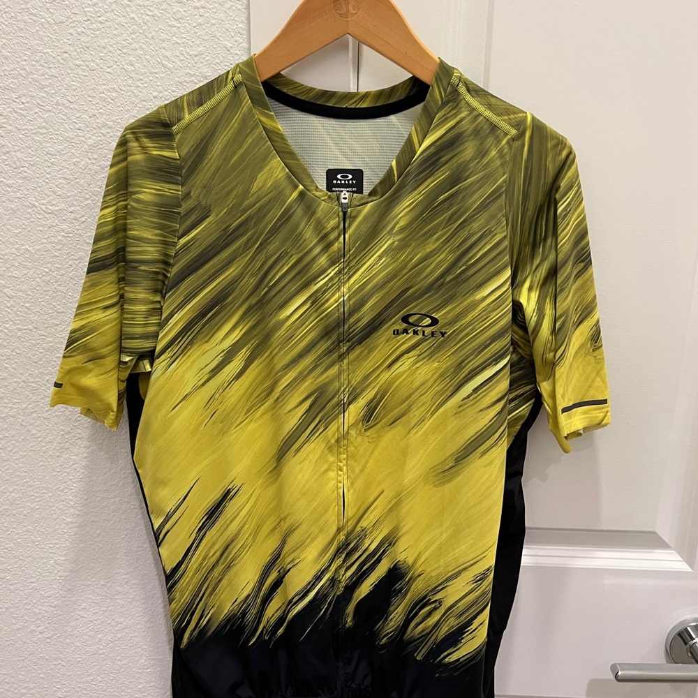 Oakley Cycling Jersey - Black and Yellow